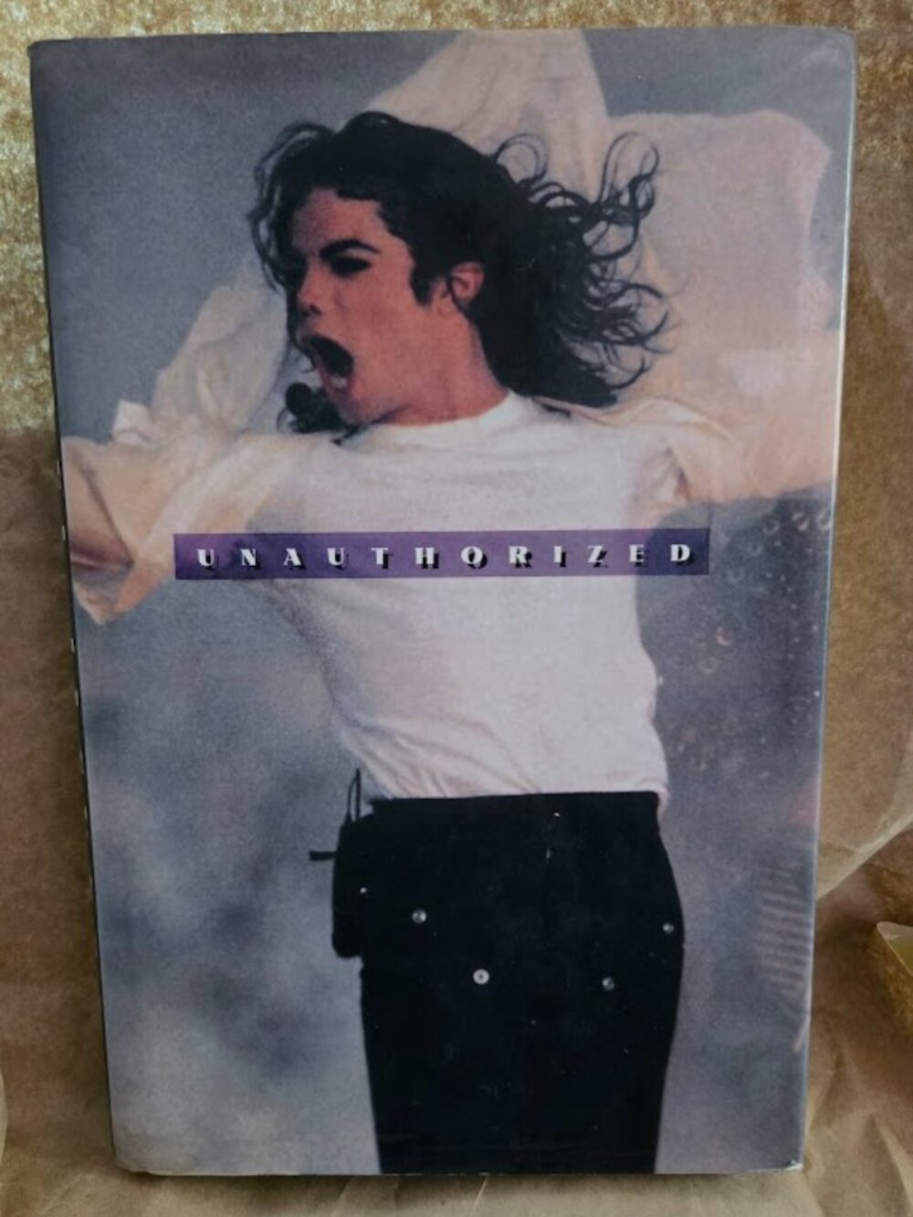 The 1994 hardcover book Michael Jackson: Unauthorized written by Chris Andersen